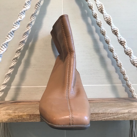 Nine West Tan Leather Zip Ankle Boots - Picture 8 of 10